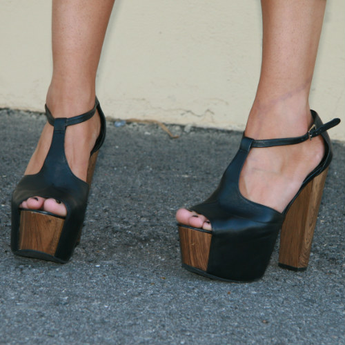 Jessica Simpson Dany - Platform Pumps