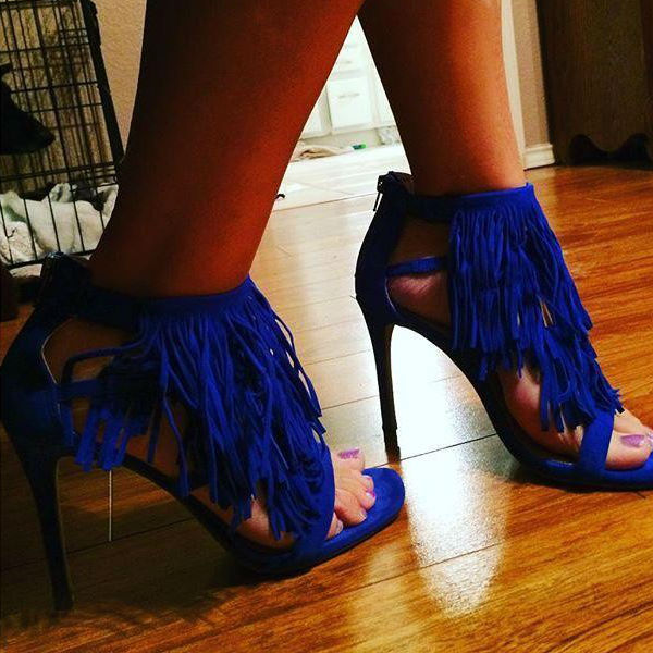 Steve Madden Fringly Sandals